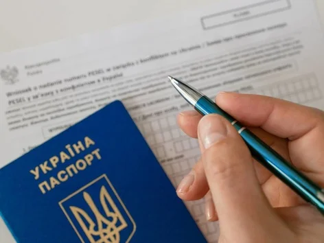 Как подтвердить смену фамилии для документов за границей: какие справки, переводы и заверения понадобятся